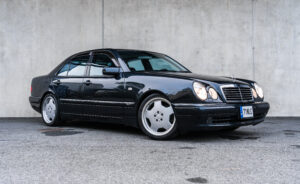 Mercedes-Benz E55 AMG - 5.4 260kW '98